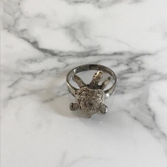 Vintage Sterling Silver Turtle Ring - Picture 5 of 11